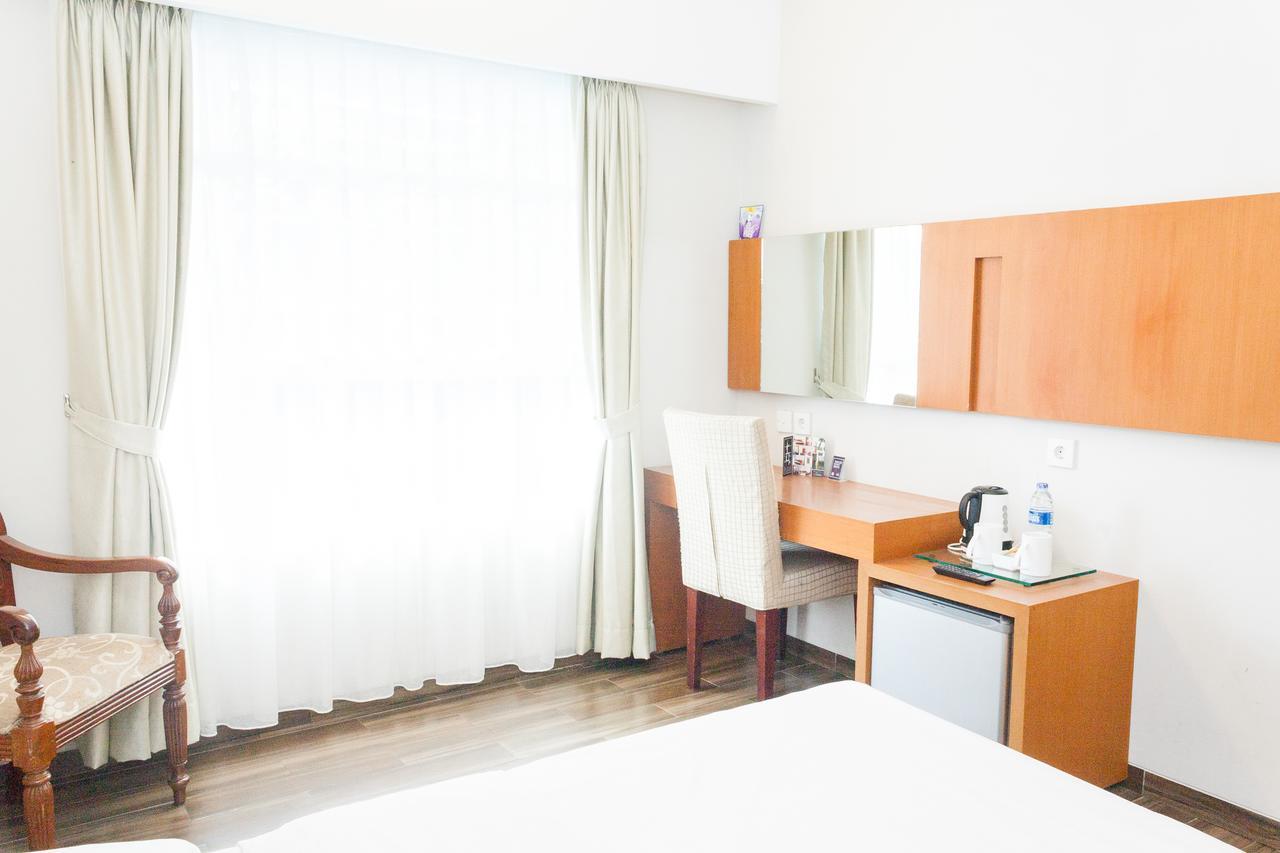 Hotel Griya Regato Jakarta Pokoj fotografie